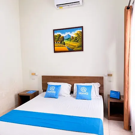 Adiputra Guesthouse Homiq-3